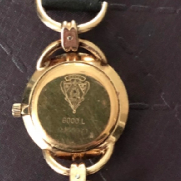 GUCCI 6000L Watch. Rare ❤️❤️❤️ Reduced from $489 - Picture 5 of 9